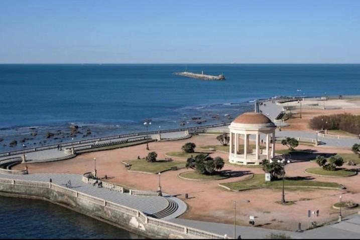 Onda Di Porta A Mare Lägenhet Livorno Exteriör bild